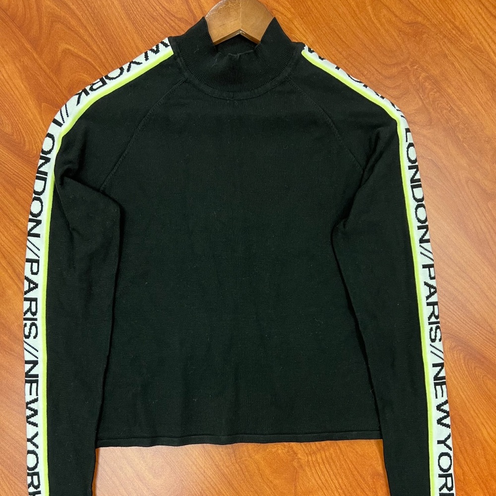 H&M sweater.